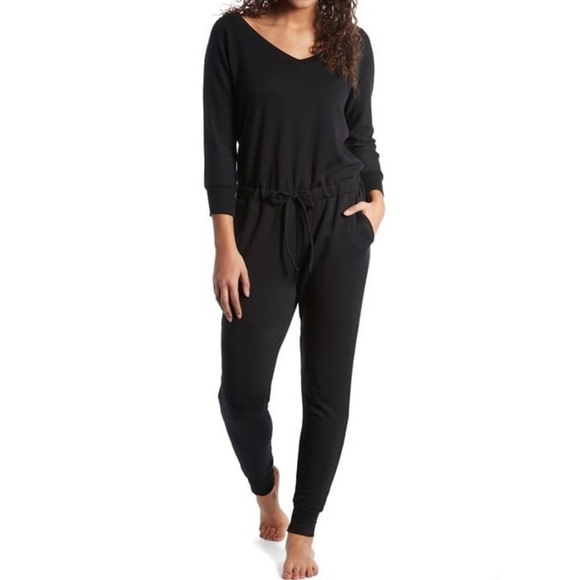 Beyond Yoga Meant to V-Neck‎ Cozy Fleece Jumpsuit, Black - Picture 1 of 5